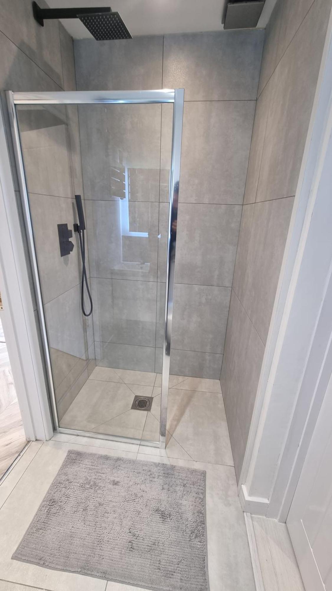 Estwood - Gated House Villa Southampton Luaran gambar