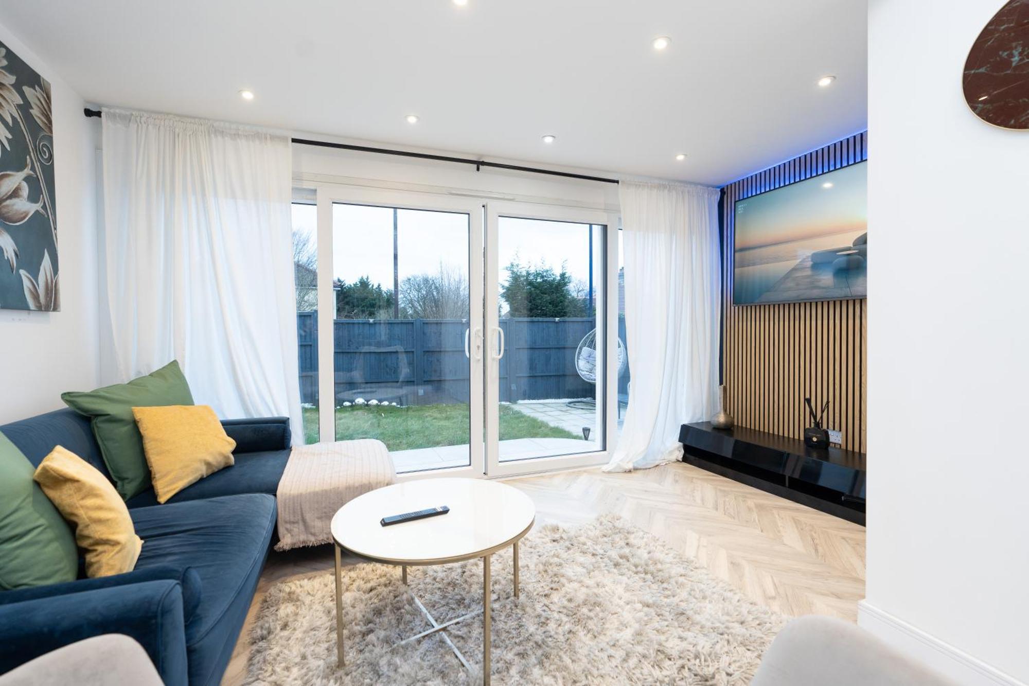 Estwood - Gated House Villa Southampton Luaran gambar