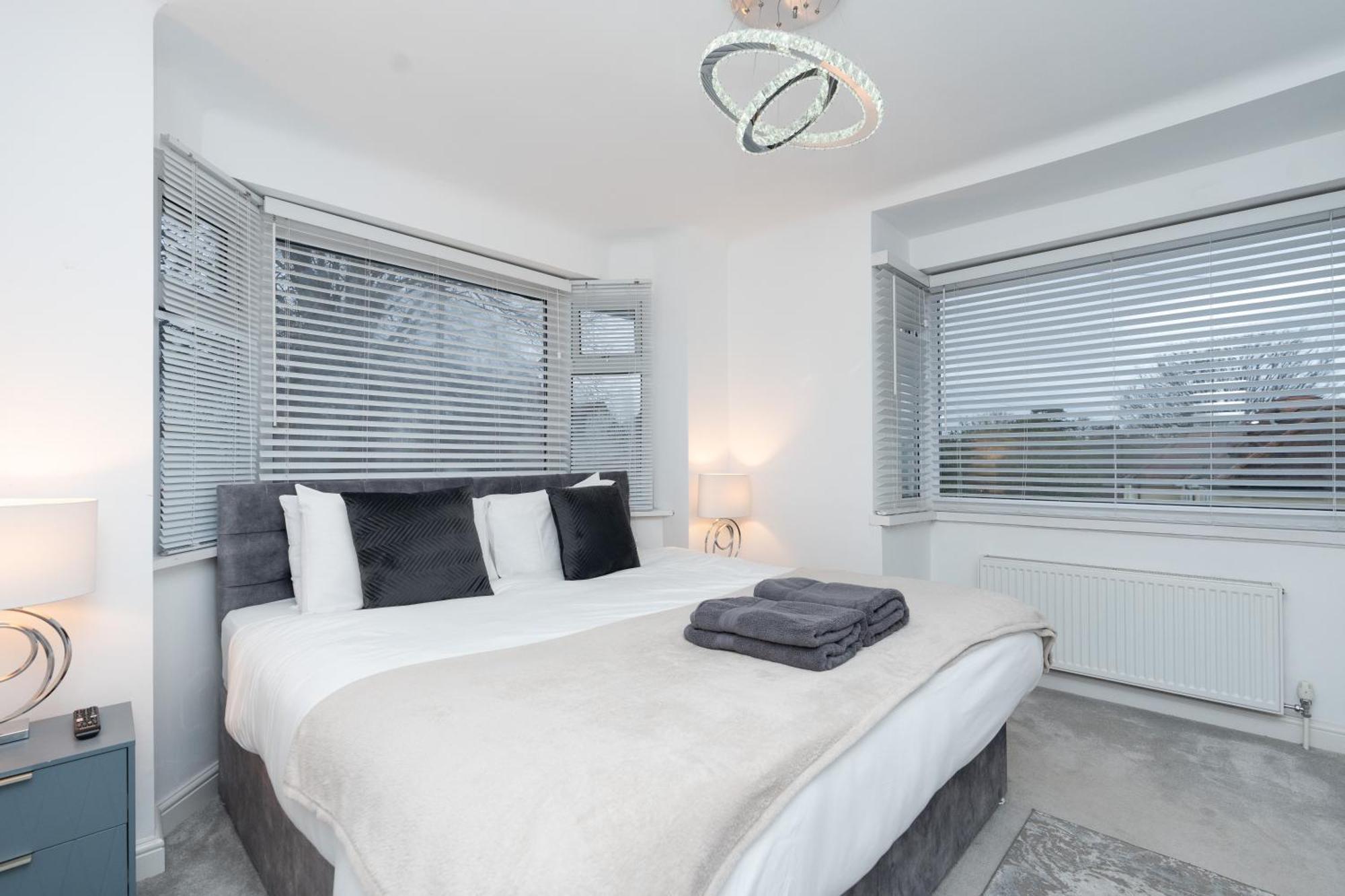 Estwood - Gated House Villa Southampton Luaran gambar